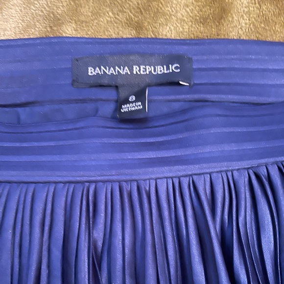 Banana Republic SZ 8 Navy Tiered Pleated Mini Skirt! - Picture 5 of 11